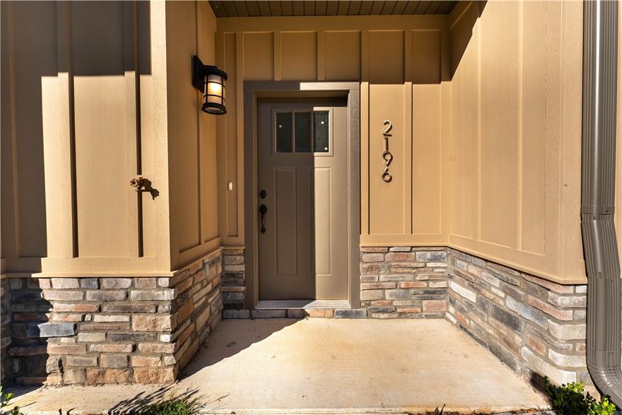 Seller is including a fridge, washer & dryer! Great deal on this modern new construction townhome minutes from bypass, UofA Campus, shopping and tons of restaurants. You will love the location this townhome provides while living in a new upcoming development.  Open concept with separate space for dining with a half bath downstairs.  Granite countertops throughout.  Master suite with balcony view upstairs with large walk-in closet along with a couple good sized bedrooms, bathroom and room for storage and/or office.