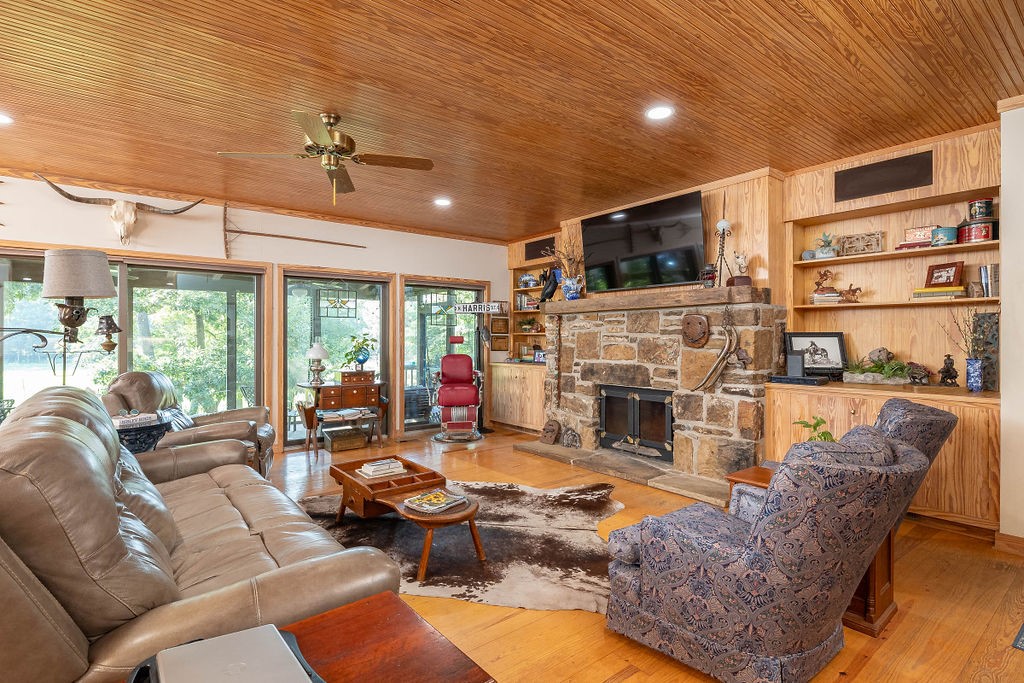 835 S 40th Street