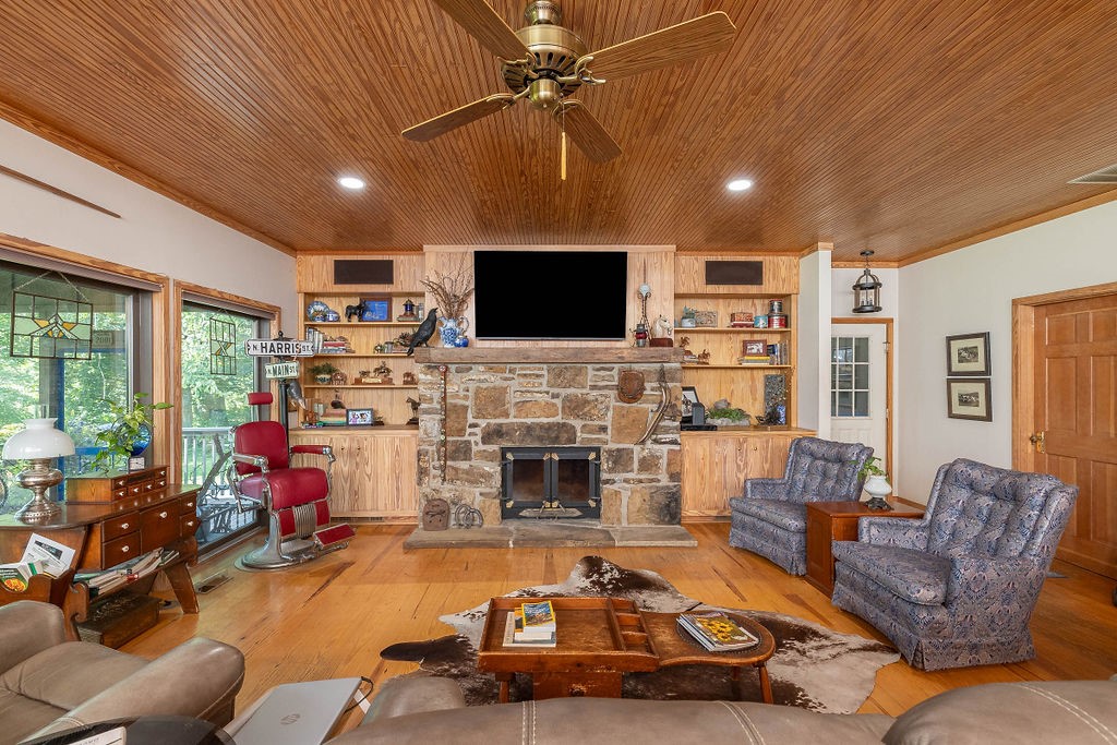 835 S 40th Street