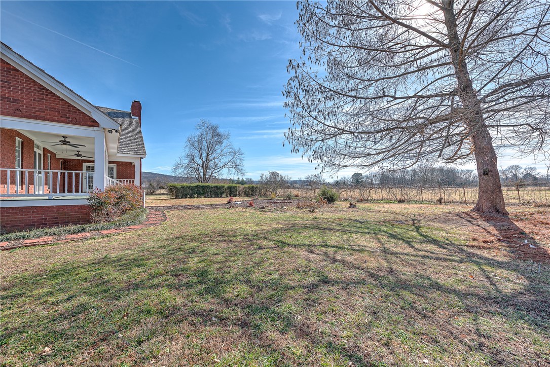 Elkins Outlots - Residential