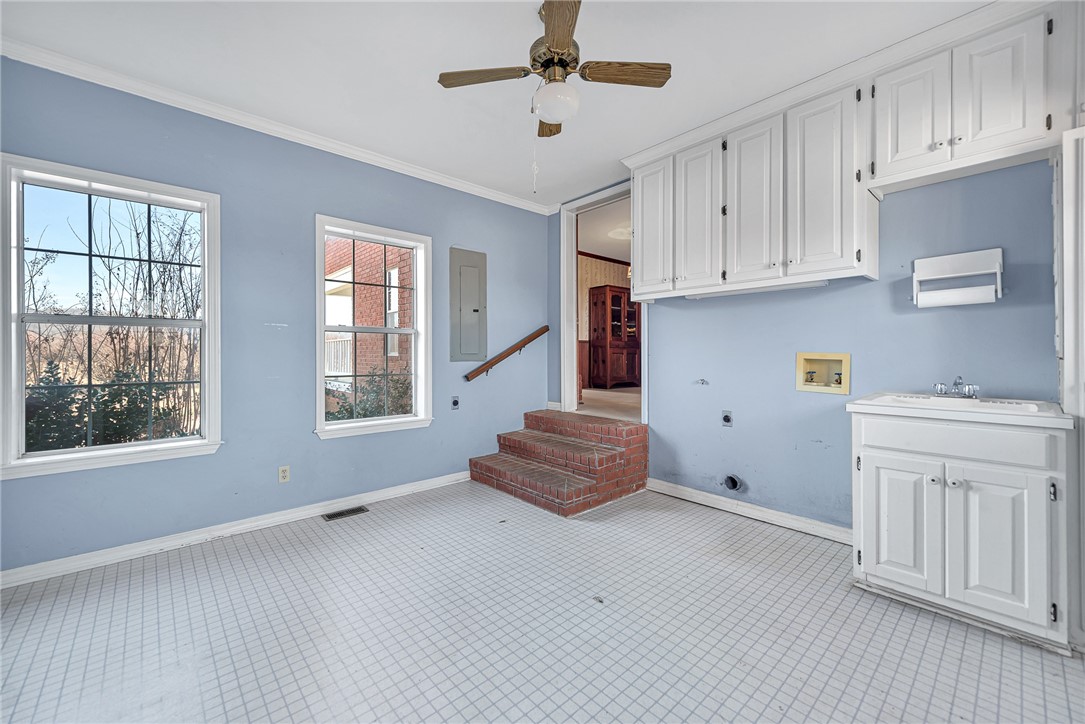 Elkins Outlots - Residential