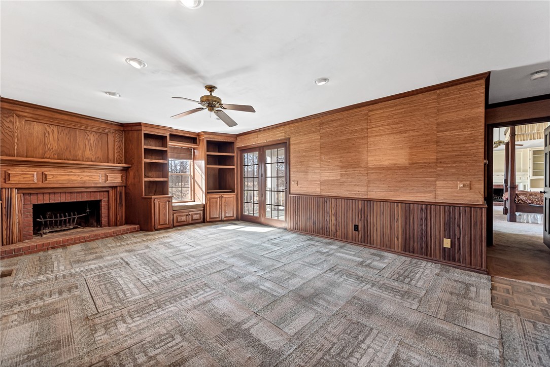 Elkins Outlots - Residential