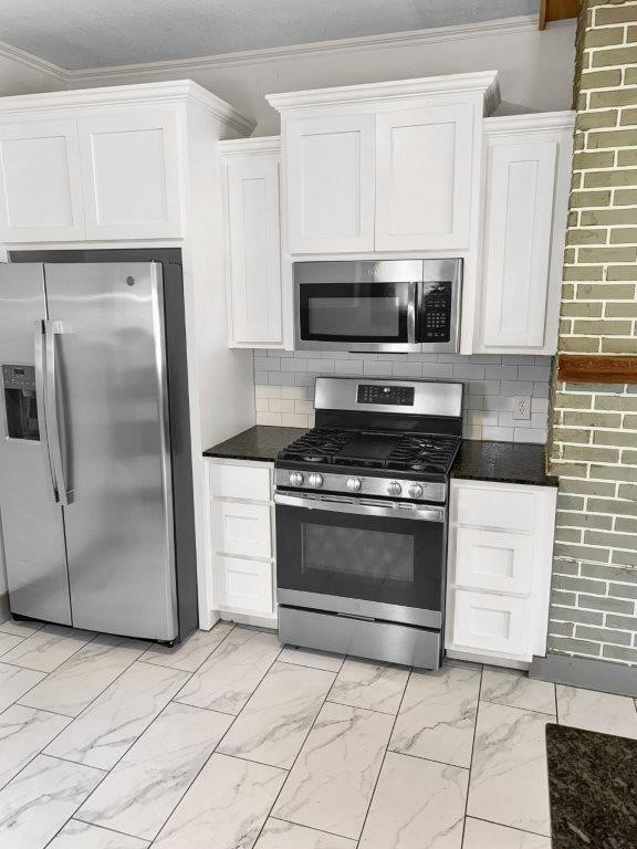 B F SIKES ADD-ROGERS - Residential Lease