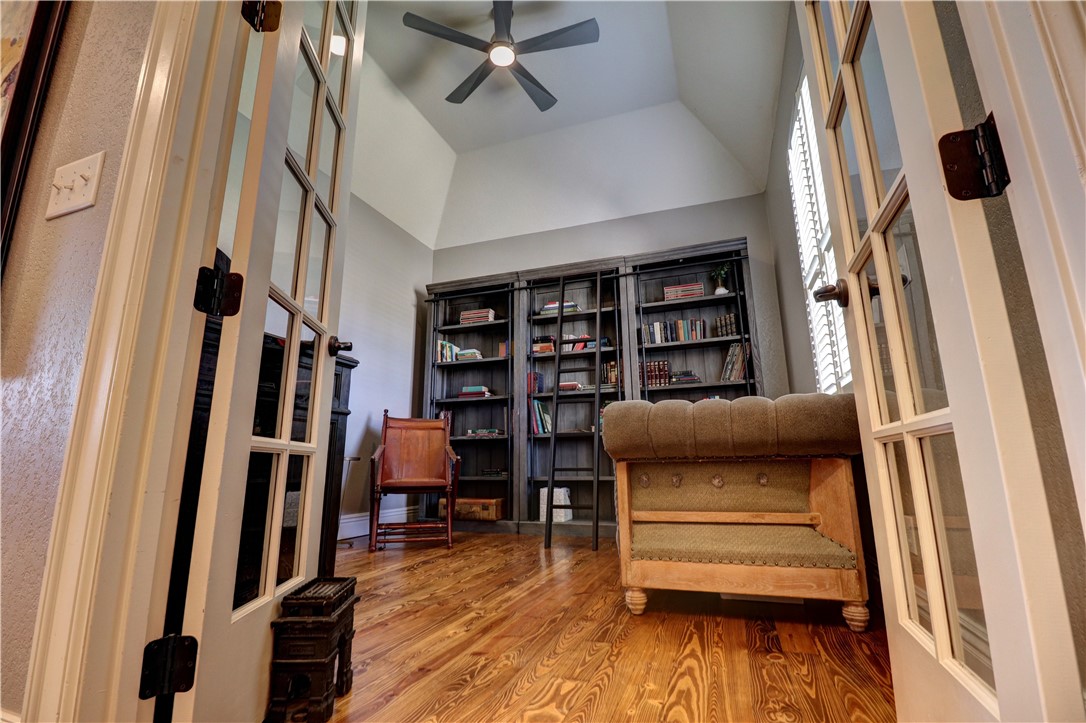 Shadow Valley - Residential