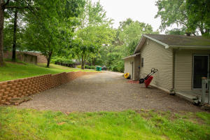 Privately nestled at the end of the drive is a house you don't want to miss! This 3bed 2 full bath house has new floor, paint, and new HVAC unit inside and outside! Book your showing today to make this house your home!