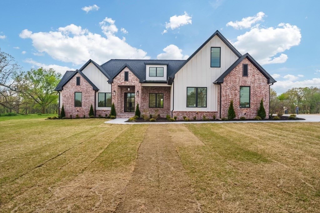 Welcome to your dream home in the beautiful Pepper Hills Estates, just 15 minutes west of Tontitown. This thoughtfully designed new build blends upscale style with everyday functionality, offering the perfect mix of modern luxury and small-town charm. Spacious split floor plan includes 2 downstairs guest bedrooms with a jack-n-jill bath, a private office and an upstairs private suite ideal for guests, a teen retreat or a playroom—complete with its own en suite bath. A butler’s pantry and large laundry room make entertaining and daily living a breeze, while a powder bath adds convenience for guests. Enjoy the outdoors year-round with a large covered front patio and generous back porch, perfect for relaxing or hosting friends. Buyers still have the opportunity to choose select finishes, making this home truly their own! Don’t miss your chance to own a customizable, luxury new build in one of the area's most desirable neighborhoods.