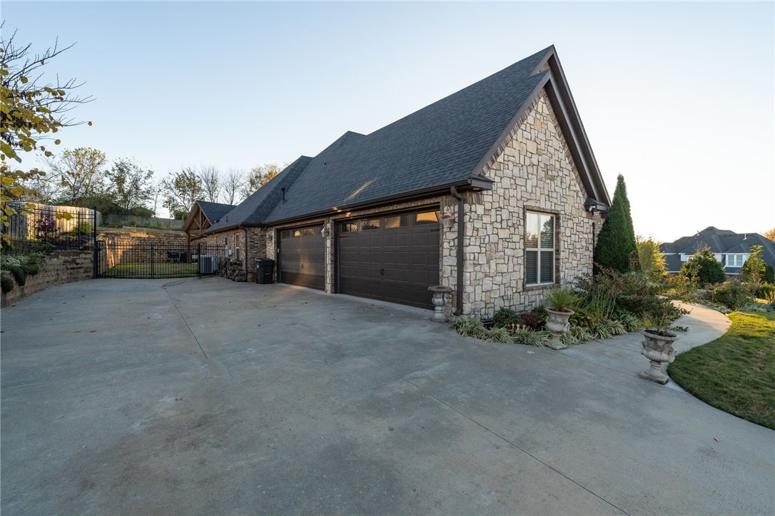 Thornbury Sub Ph V Springdale - Residential