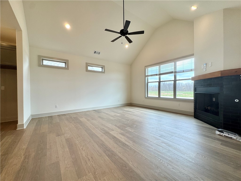 Woodlands Crossing Sub Ph Ii Bentonville - Residential