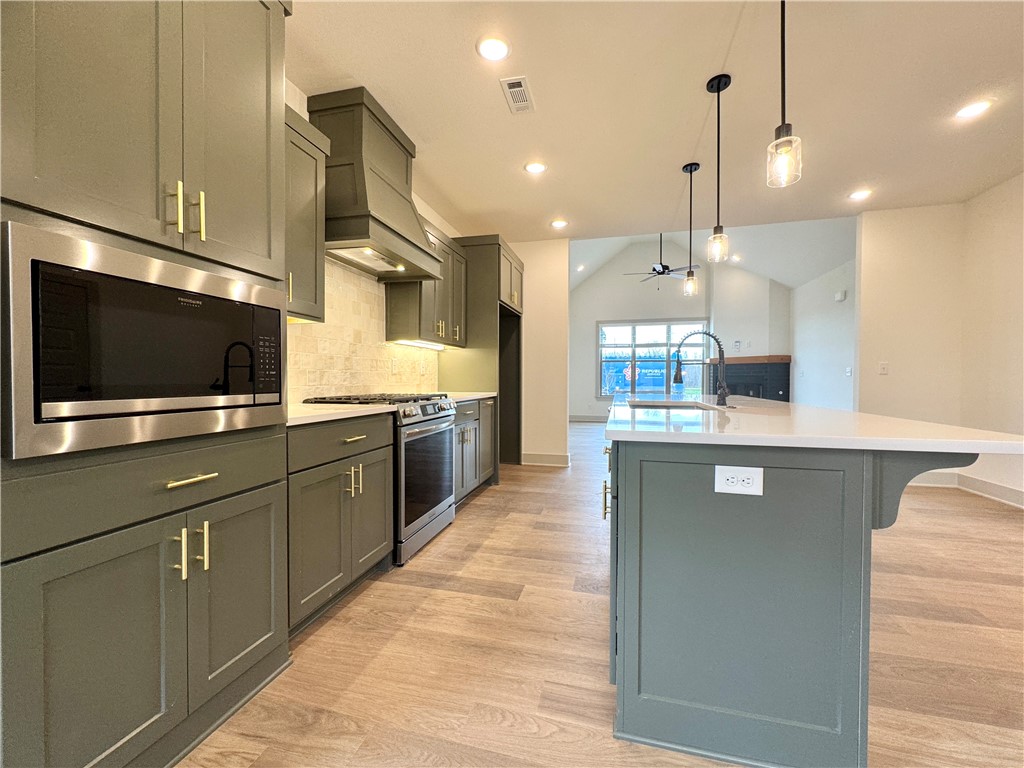 Woodlands Crossing Sub Ph Ii Bentonville - Residential