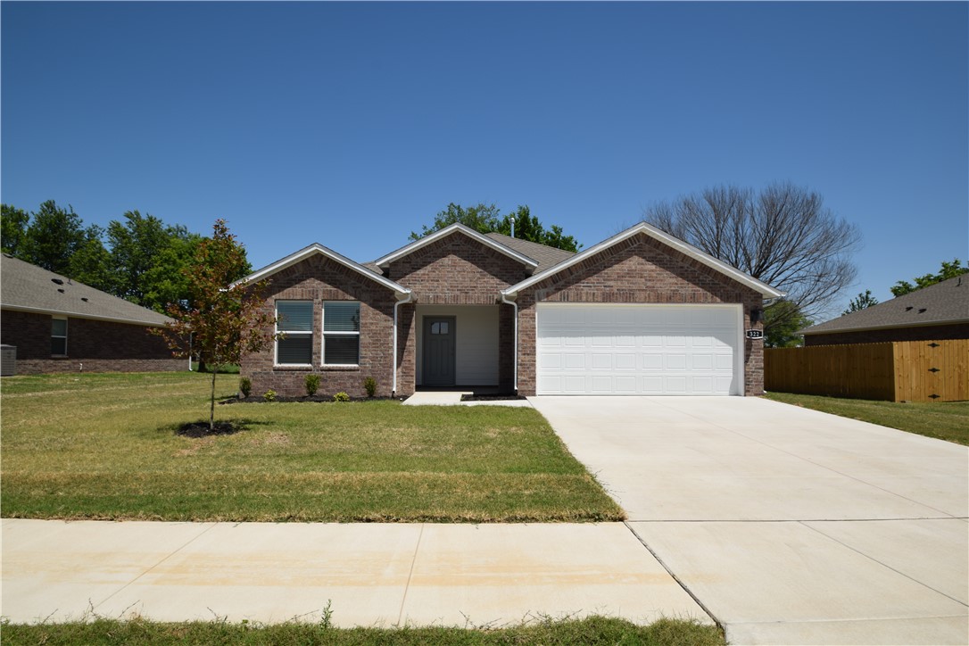Wagon Wheel Crossing - Residential Lease