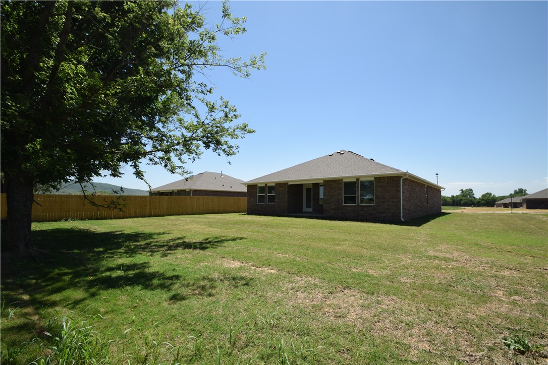 Wagon Wheel Crossing - Residential Lease