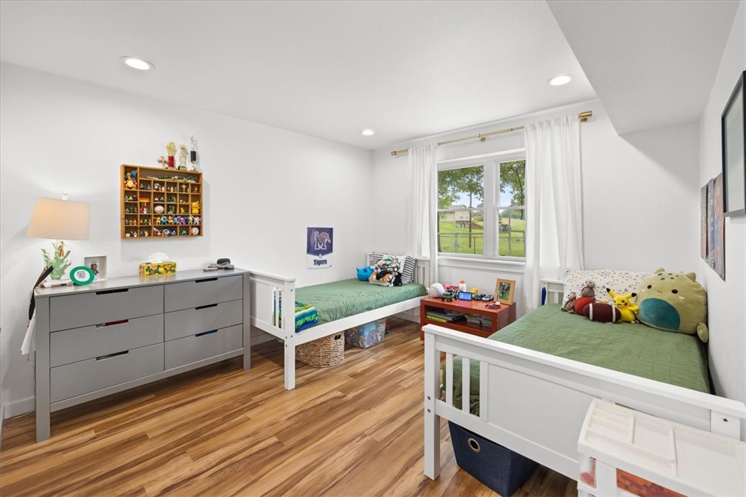 Cave Spgs - Residential