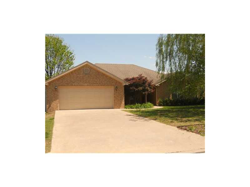 4 BEDROOM, ALL BRICK HOME WITH HUGE MASTER SUITE, LARGE LIVING ROOM WITH FIREPLACE AND FENCED YARD.