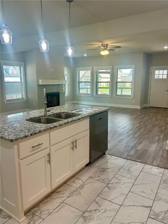 Rustic Flats Sub Gentry - Residential