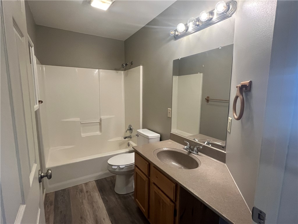 Couchs Addition - Residential Lease