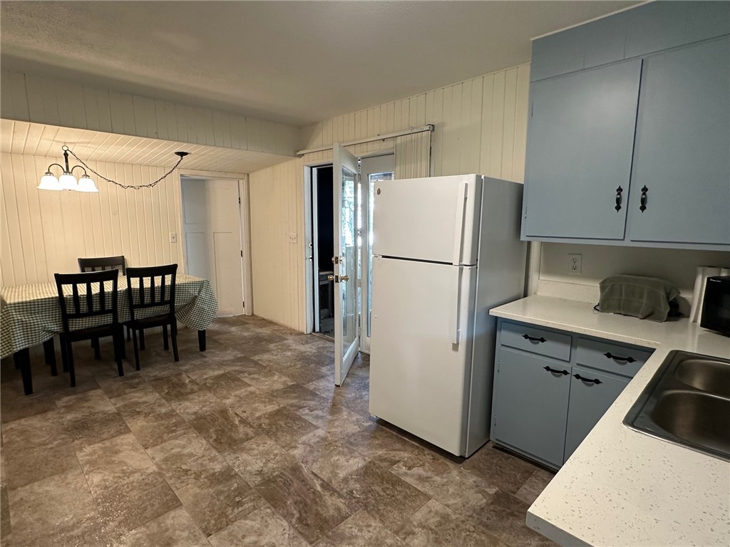 none - Residential Income