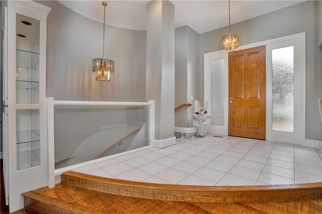 Champions Golf & Cc Rogers - Residential