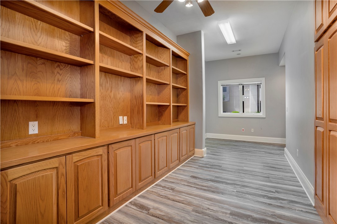 Champions Golf & Cc Rogers - Residential