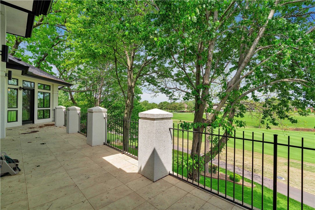 Champions Golf & Cc Rogers - Residential