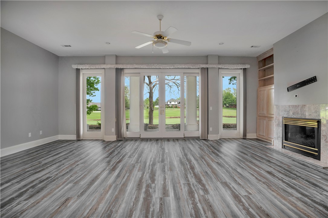 Champions Golf & Cc Rogers - Residential