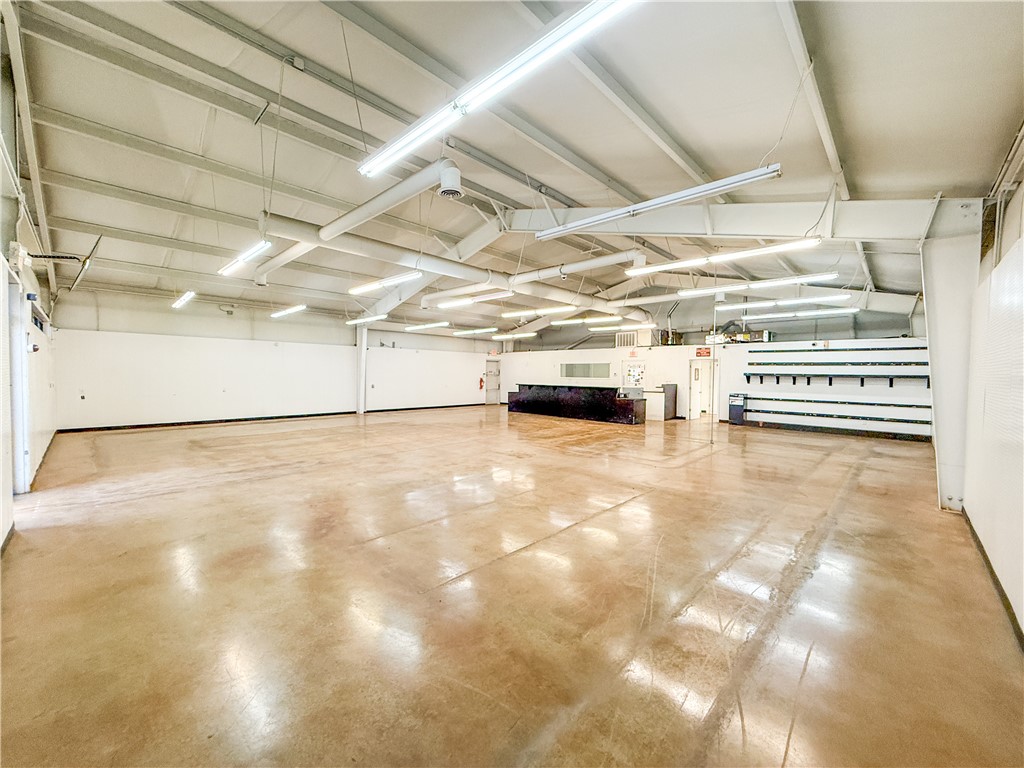 Will Moore Sub Ph 2 Bentonville - Commercial Lease