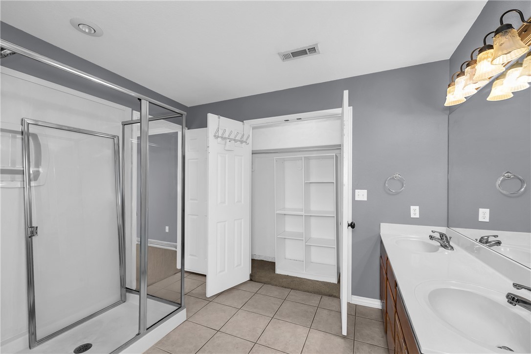 Riviera Estates - Residential