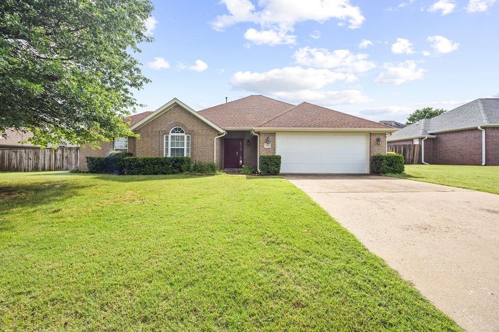 Cambridge neighborhood is in the center of all NWA has to offer. This 3 bedroom, 2 bath home has a split floor plan and is ready for you to make it your own. With the curtains, washer, dryer, refrigerator and storage shed conveying at no value, this home has already saved you valued dollars. Please note this is a court approved sale which makes it a very easy way to buy your next home. A home warranty will be provided with an accepted offer.