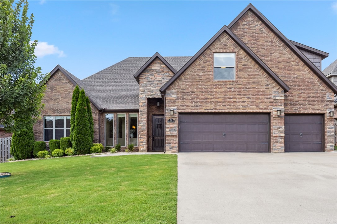 Welcome to this beautifully maintained, custom-built 4-bedroom, 3.5-bath home located in the highly sought-after Quailridge Subdivision. Proudly owned by just one family, this spacious home has been thoughtfully updated with modern enhancements, including a brand-new roof (2023), stylish new flooring, an extended back patio, a dedicated exercise room, and even a private basketball court!
Step inside to discover an expansive open-concept layout filled with natural light and versatile living spaces—perfect for everyday living and entertaining alike. Each of the four bedrooms is generously sized, offering comfort and privacy for family and guests.
Outside, the backyard is a standout feature with a custom-built basketball court—ideal for active living and family fun. Nestled in a welcoming, family-friendly neighborhood, this home is just steps away from the community pool, park, and clubhouse.
Don’t miss the opportunity to own this exceptional property that blends comfort, style, and location!
