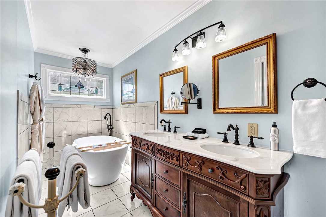 Magnetic Bays Sur - Residential