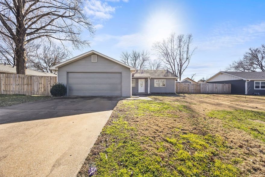 Newly remodeled 3BR 2BA in the *IDEAL* Bentonville location. Close to the interstate, Walmart Headquarters campus, downtown Bentonville, parks, trails, and Crystal Bridges. Everything is new inside and out. Fenced backyard. Tenant covers all utilities and lawncare. Pets negotiable with additional deposit. *Agent Owned*