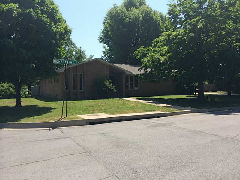 Completely Remodeled 3042 Square Foot 4 Bedroom 3 Bath home in the heart of Springdale. Remodel completed in 2013. New Carpet, counters, track lighting, etc. Priced well below build cost per square foot.