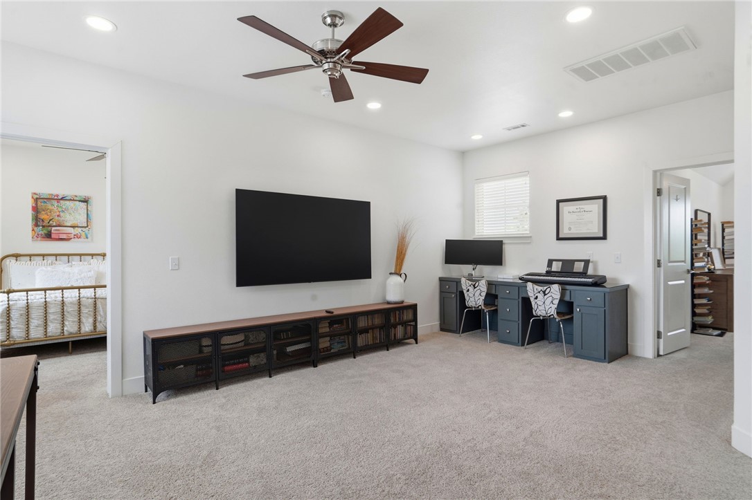 Harber Meadows Ph Xx - Residential