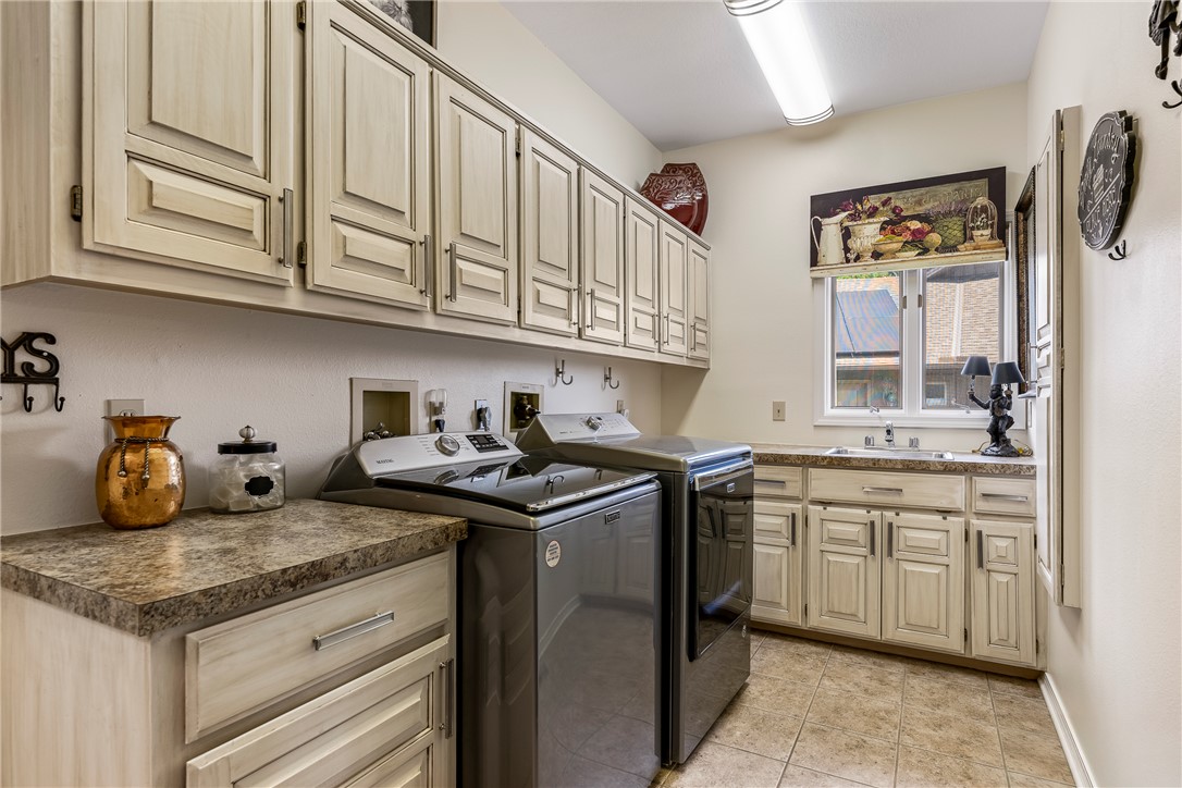 Kipling Courts Bvv - Residential