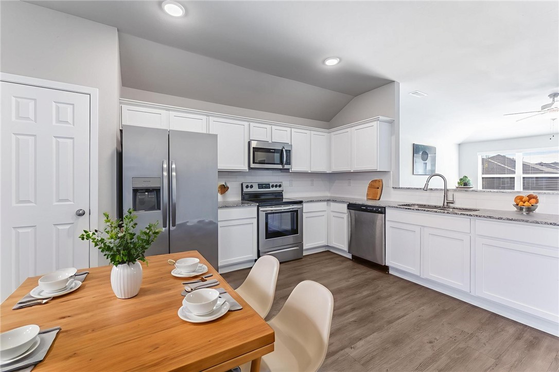 Creekside Meadows - Residential