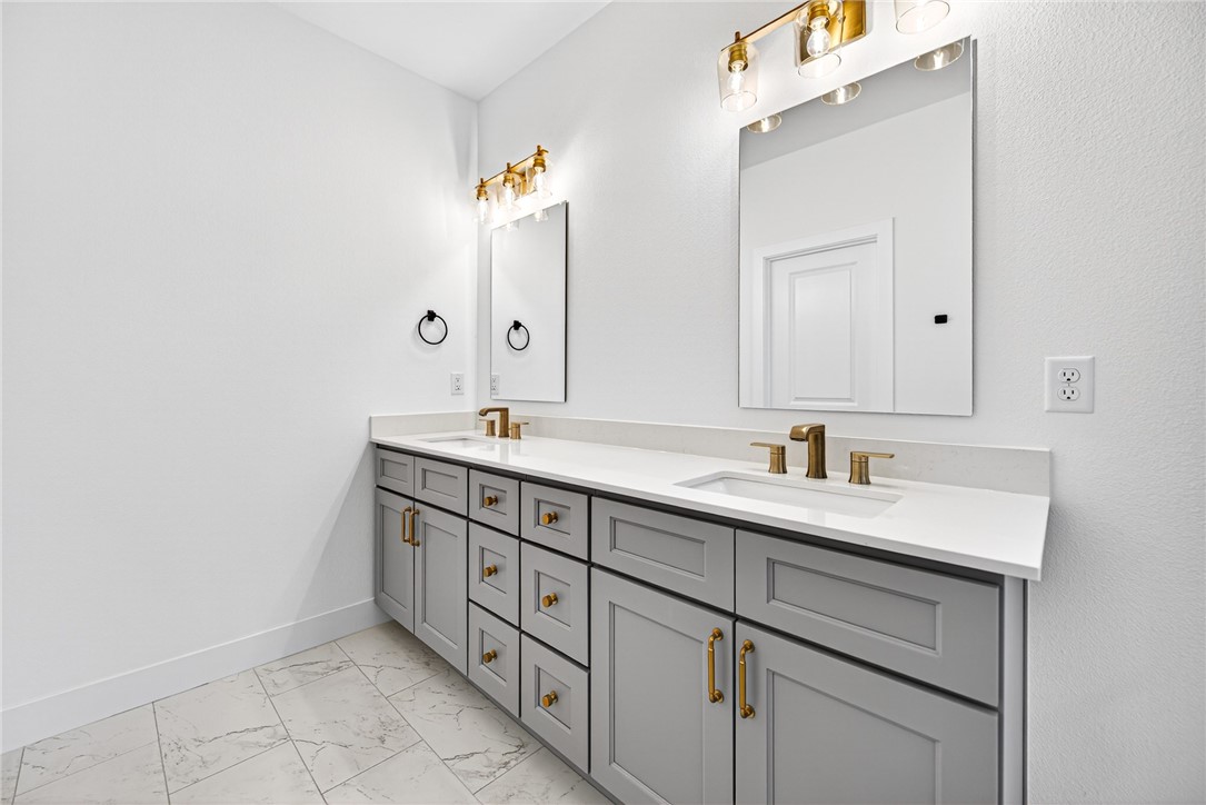 Village At Pinnacle Hills, The Rogers - Residential