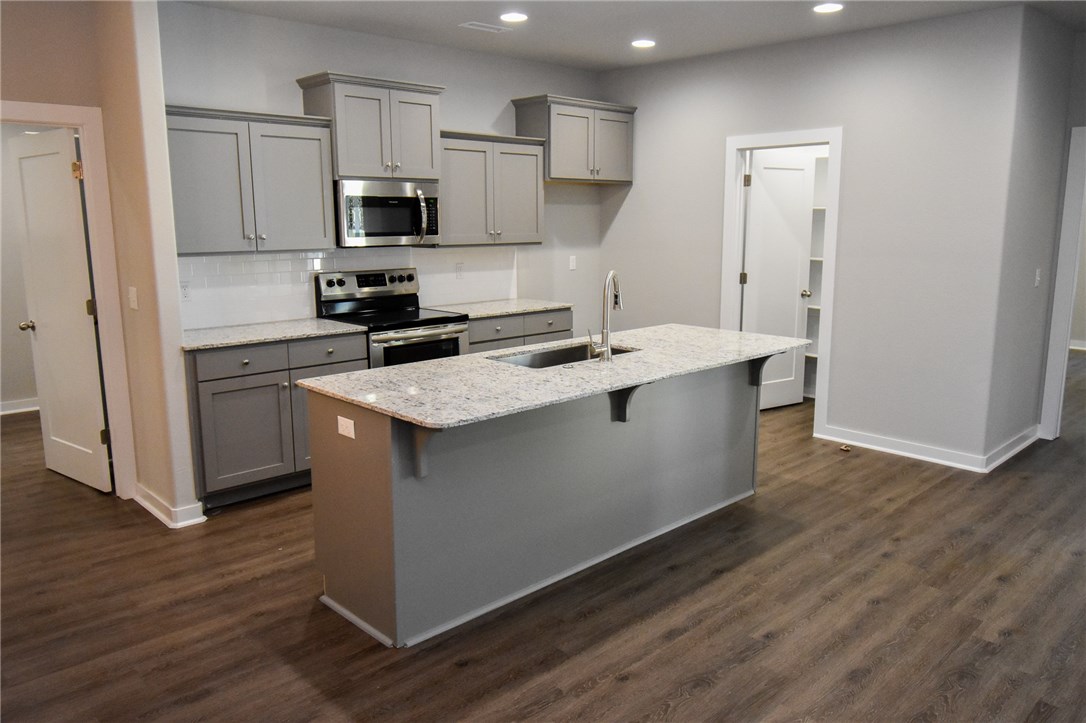 Farmington Heights, Ph I - Residential