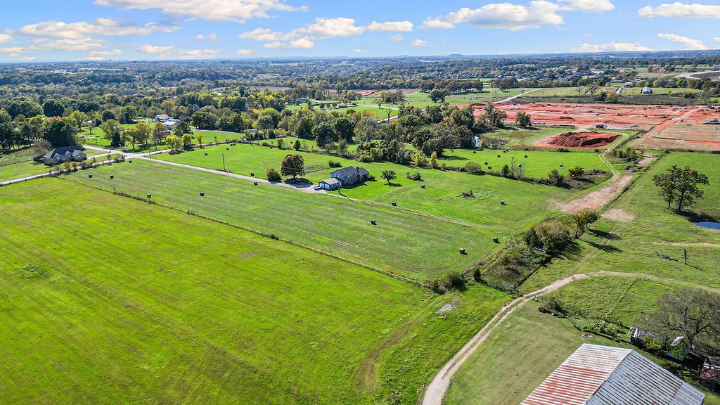 24-18-31-Springdale - Land