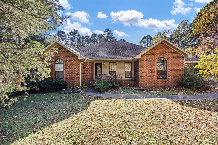 Welcome to 118 Forest Road in Russellville, Arkansas, a beautifully updated 3 bedroom, 2 bath home in the highly sought after Cliff and Stream neighborhood. Situated on nearly 2 acres in a quiet, secluded setting, this property offers the space and privacy buyers rarely find this close to town.

Inside, you will immediately notice the brand new flooring, fresh interior paint, and all new appliances, creating a clean, modern, truly move in ready feel. Major upgrades including a brand new HVAC system and water heater provide peace of mind and long term value.

Outside, the property continues to impress with a brand new outbuilding, an attached workshop and storage area, and two large kennels with doggie door access from the garage.

Listed at $395,000, this is a rare opportunity to own land, updates, and location all in one.