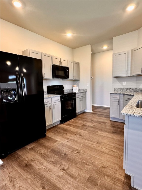 WALNUT HILL SUB PH III-PEA RIDGE - Residential Lease
