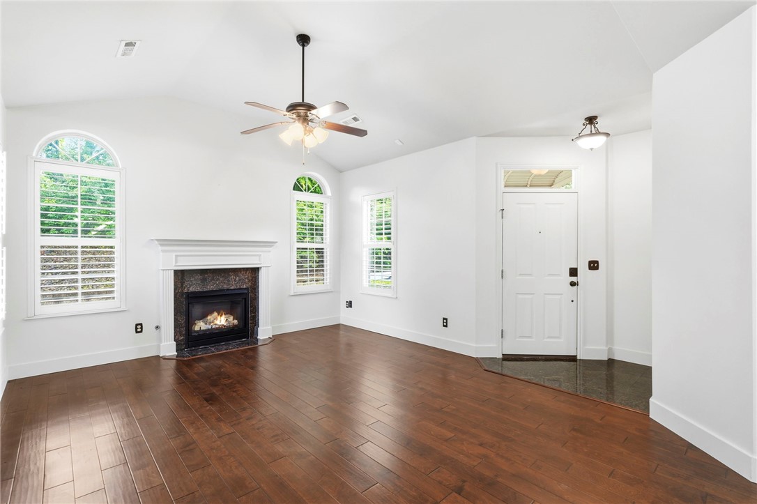 Arbors At Pinnacle Ridge - Residential