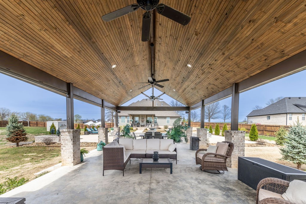 Tontitown Outlots - Residential