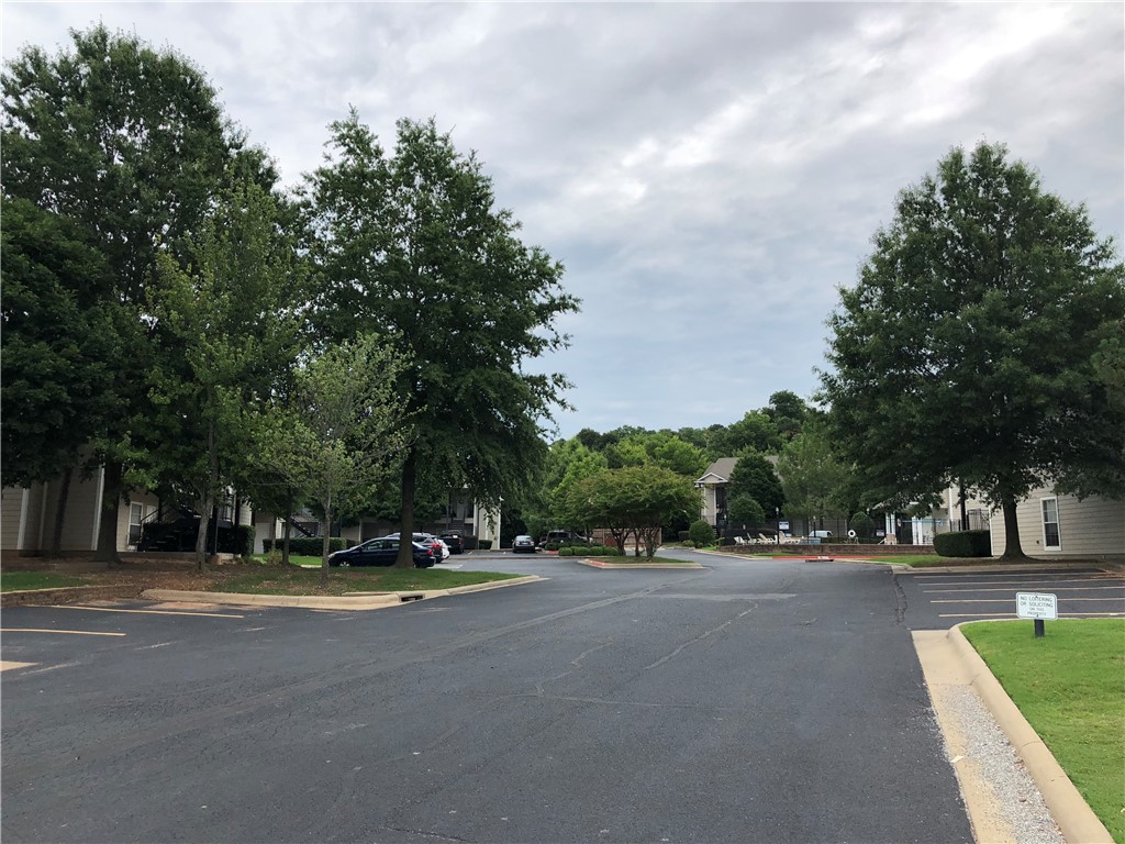 Two bedroom, two bathroom apartment located in the Candlelight Place complex off N Gregg. Upstairs apartment. Includes outdoor storage closet. Kitchen has all appliances, including the microwave and refrigerator. Full size washer & dryer in the unit. Convenient location close to the University of Arkansas and close to I-49 access. Unit is currently occupied - no showings until unit is vacant. Due to vacate January 31.