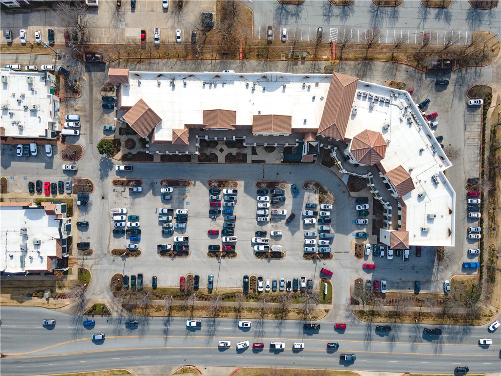Fayetteville Outlots - Commercial Lease
