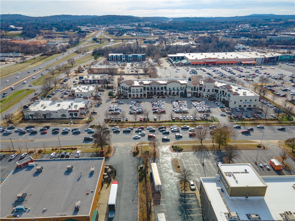 Fayetteville Outlots - Commercial Lease