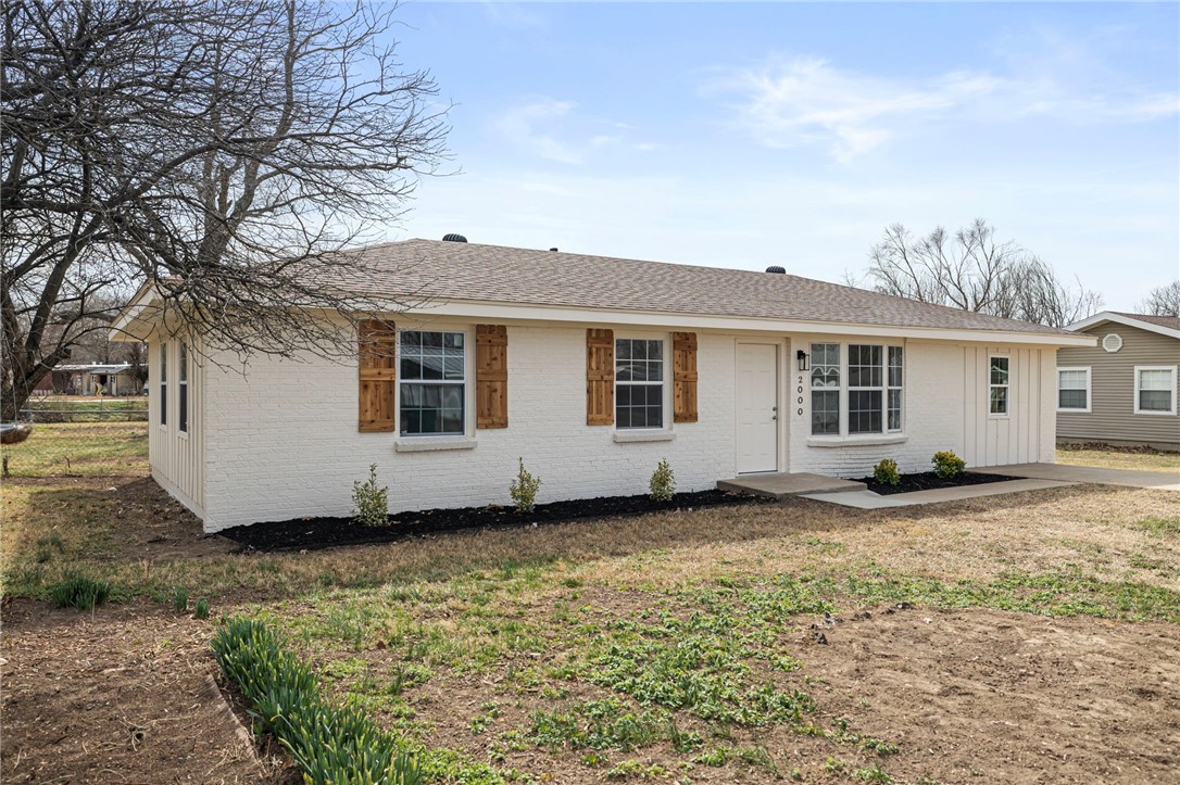 Dixieland Village 1st Add Rogers - Residential