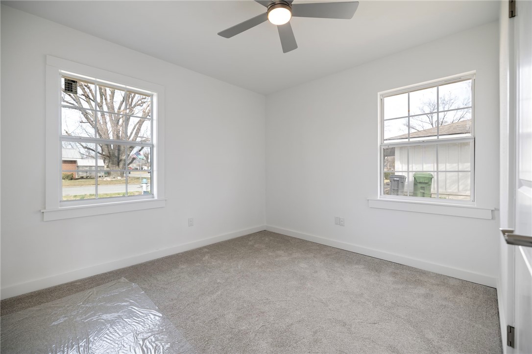 Dixieland Village 1st Add Rogers - Residential