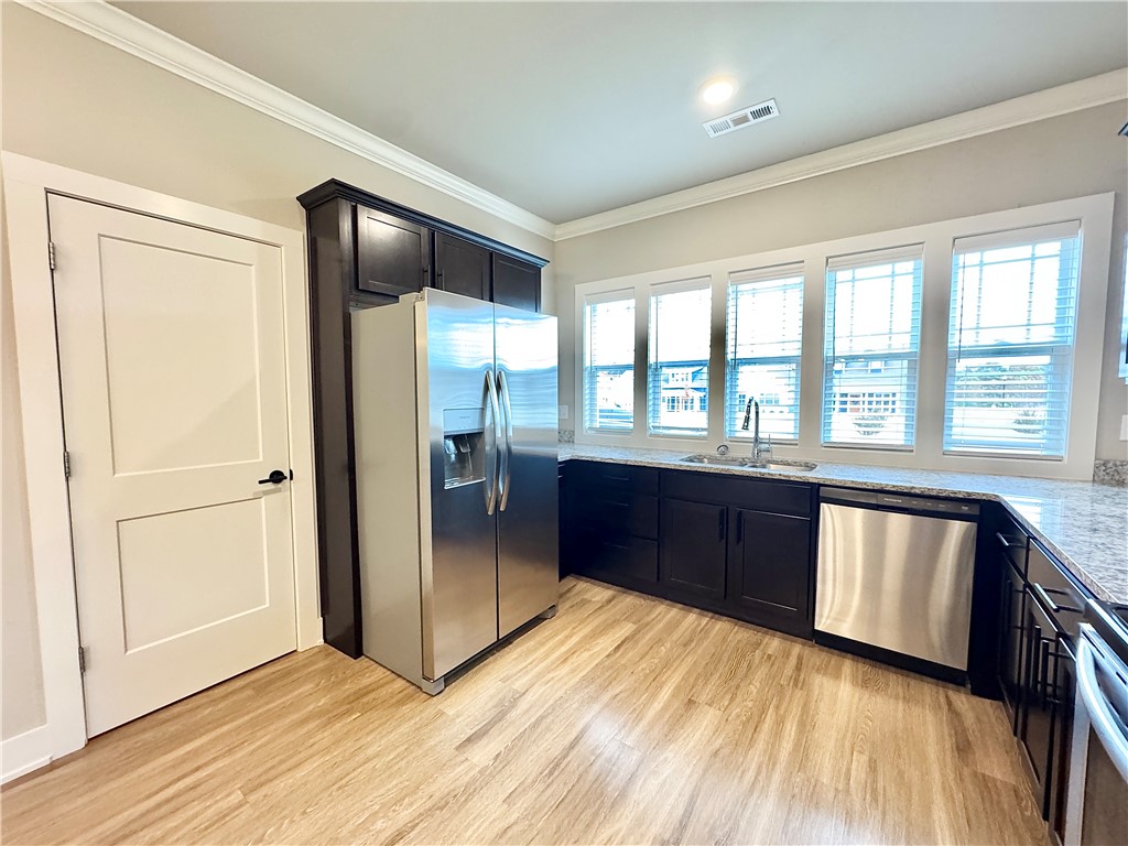 Hawthorne Heights - Residential Lease