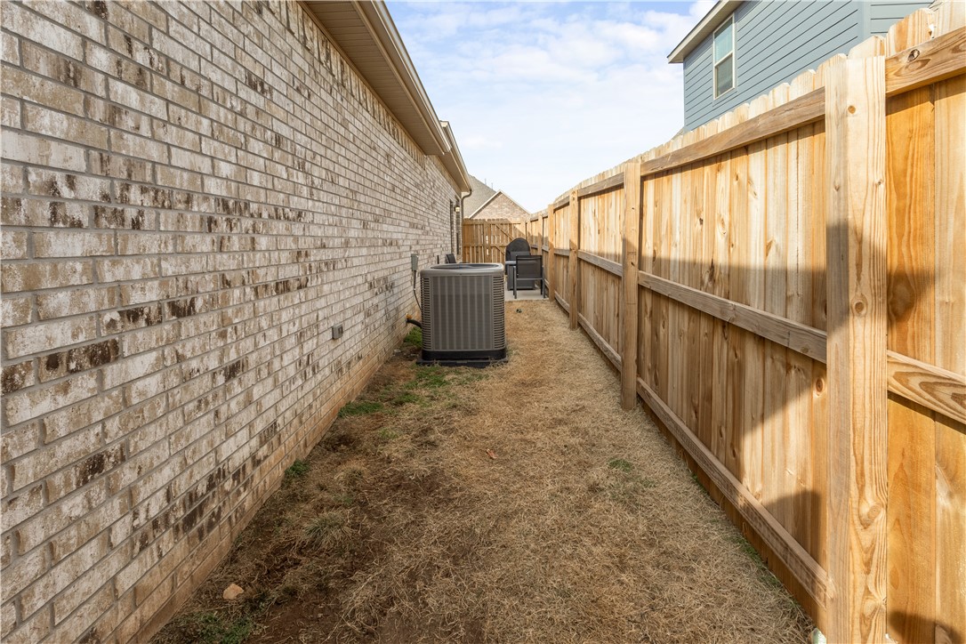 OSAGE HILLS SUB PH 1-BENTONVILLE - Residential