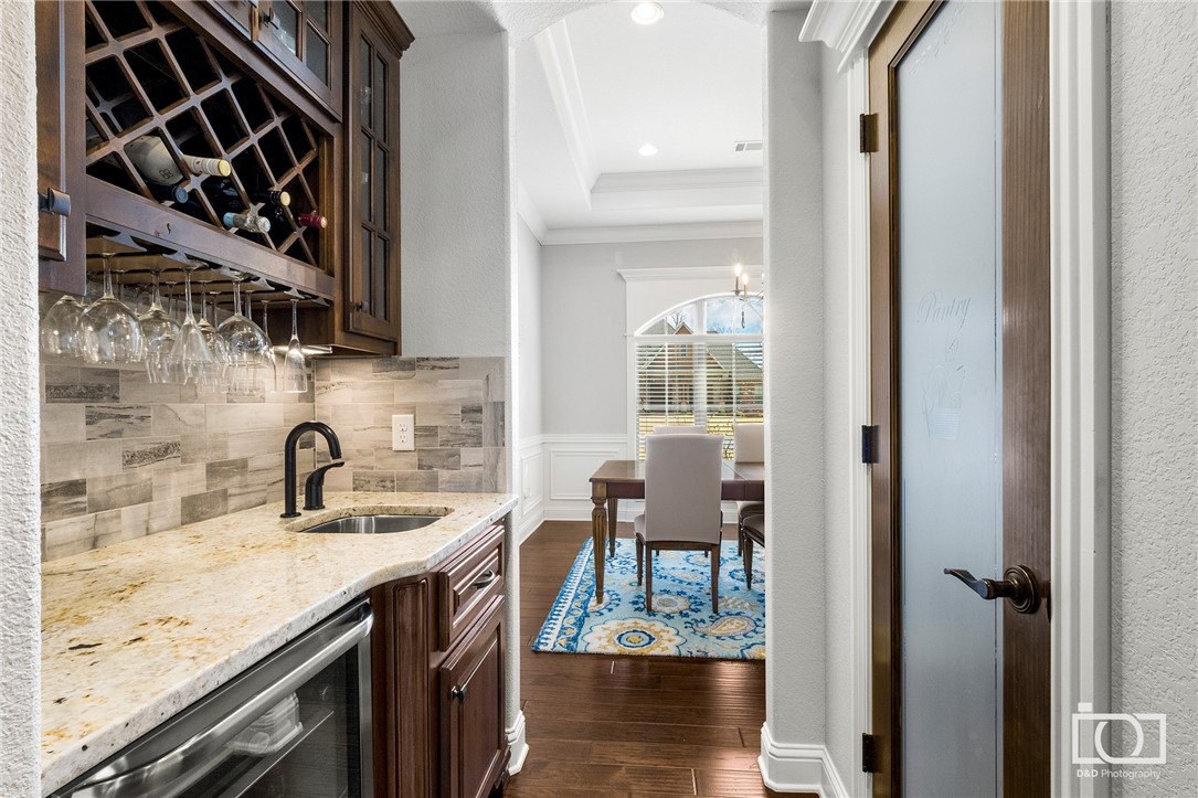 Versailles Sub - Residential