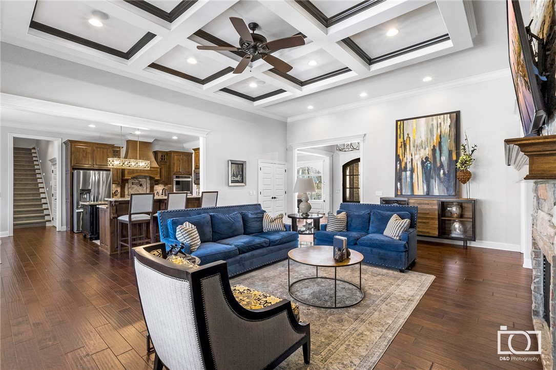 Versailles Sub - Residential